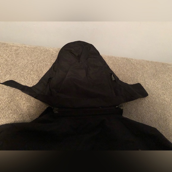 Womens north face rain jacket - Picture 2 of 13